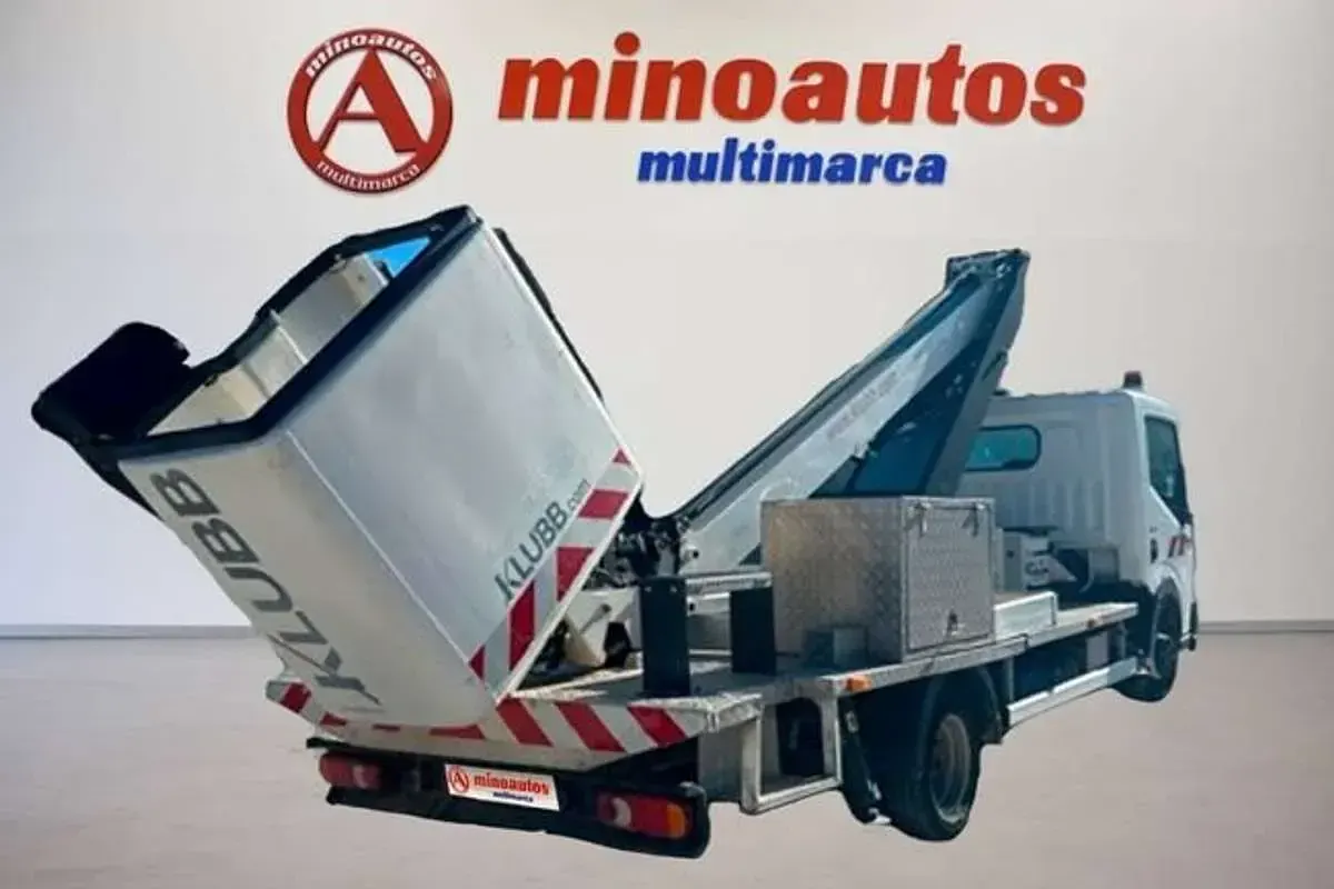 Usado Nissan Cabstar 135 CV (99 kW) 2019 Blanco Pickup/Camioneta