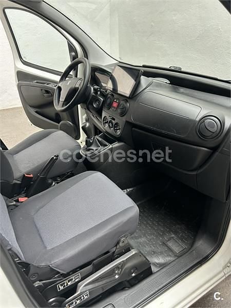 Usado Peugeot Bipper 68 CV (50 kW) 2011 Blanco Monovolumen