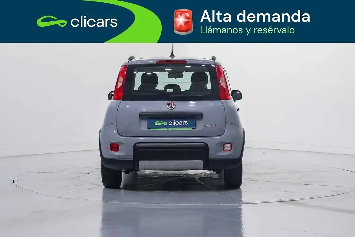 Usado Fiat Panda 69 CV (50 kW) 2022 Gris Utilitario
