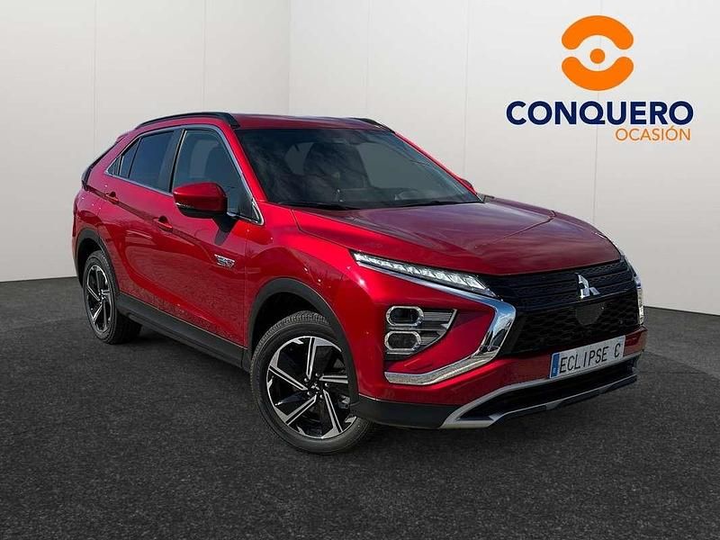 Rojo Usado 2024 Mitsubishi Eclipse Cross SUV | 30.750 € (Un poco caro) - Imagen 1/4