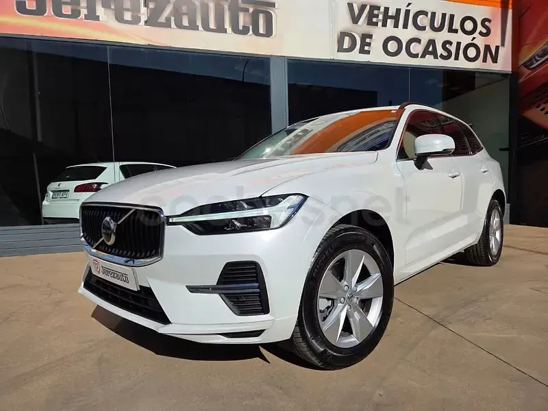 Usado Volvo XC60 Core 197 CV (144 kW) 2024 Blanco SUV