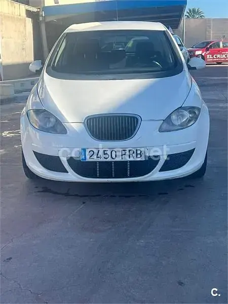 Usado Seat Altea 105 CV (77 kW) 2007 Blanco Monovolumen