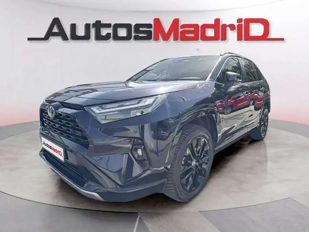 Usado Toyota RAV4 Style 218 CV (160 kW) 2022 Blanco SUV