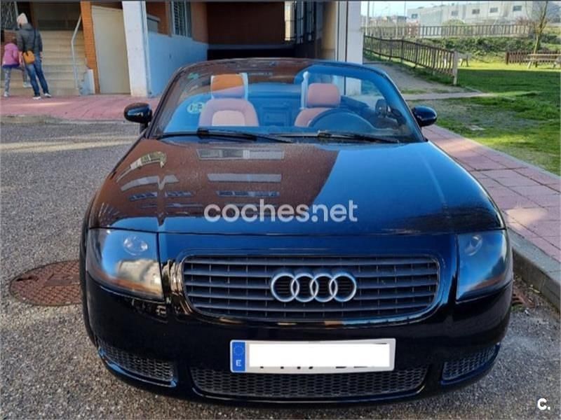 Usado Audi TT Roadster 150 CV (110 kW) 2002 Negro Descapotable