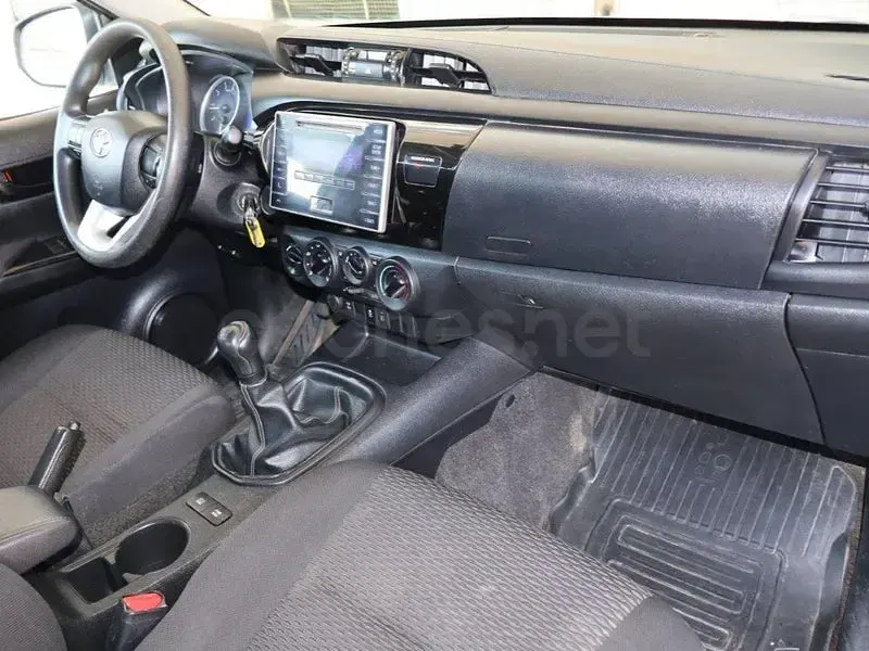 Usado Toyota HiLux 150 CV (110 kW) 2019 Blanco Pickup/Camioneta
