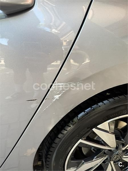 Gris / plata Usado 2023 Peugeot 308 Allure Berlina | 21.500 € (Buen precio) - Imagen 1/1