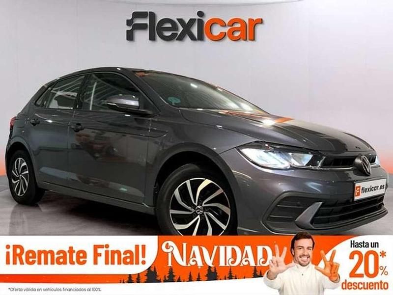 Azul Usado 2023 VW Polo Life Utilitario | 17.790 € (Un poco caro) - Imagen 1/4