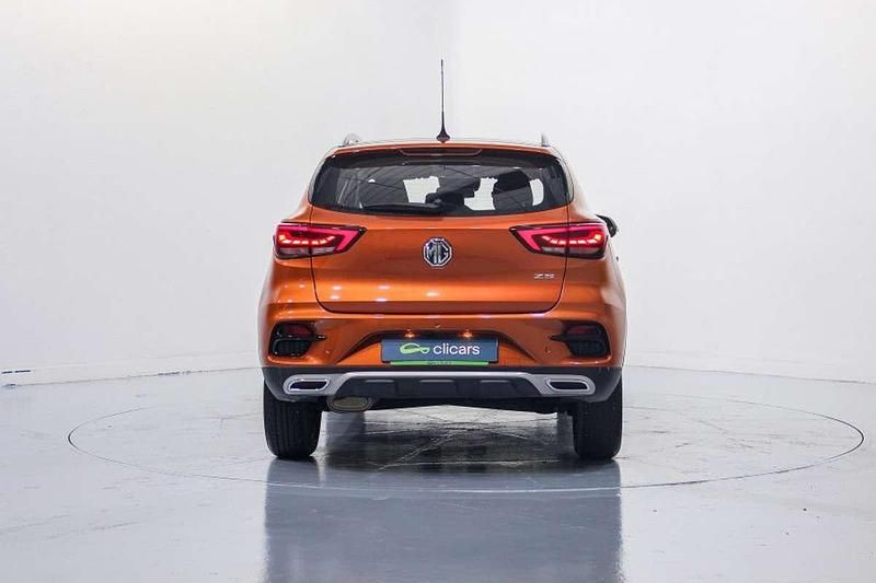 Usado MG ZS Comfort 106 HP (77 kW) 2025 Laranja SUV