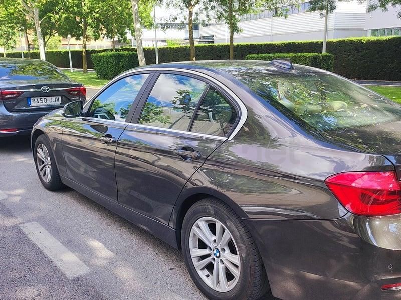 Usado BMW 316 Comfort Edition 116 HP (85 kW) 2016 Castanho Sedan