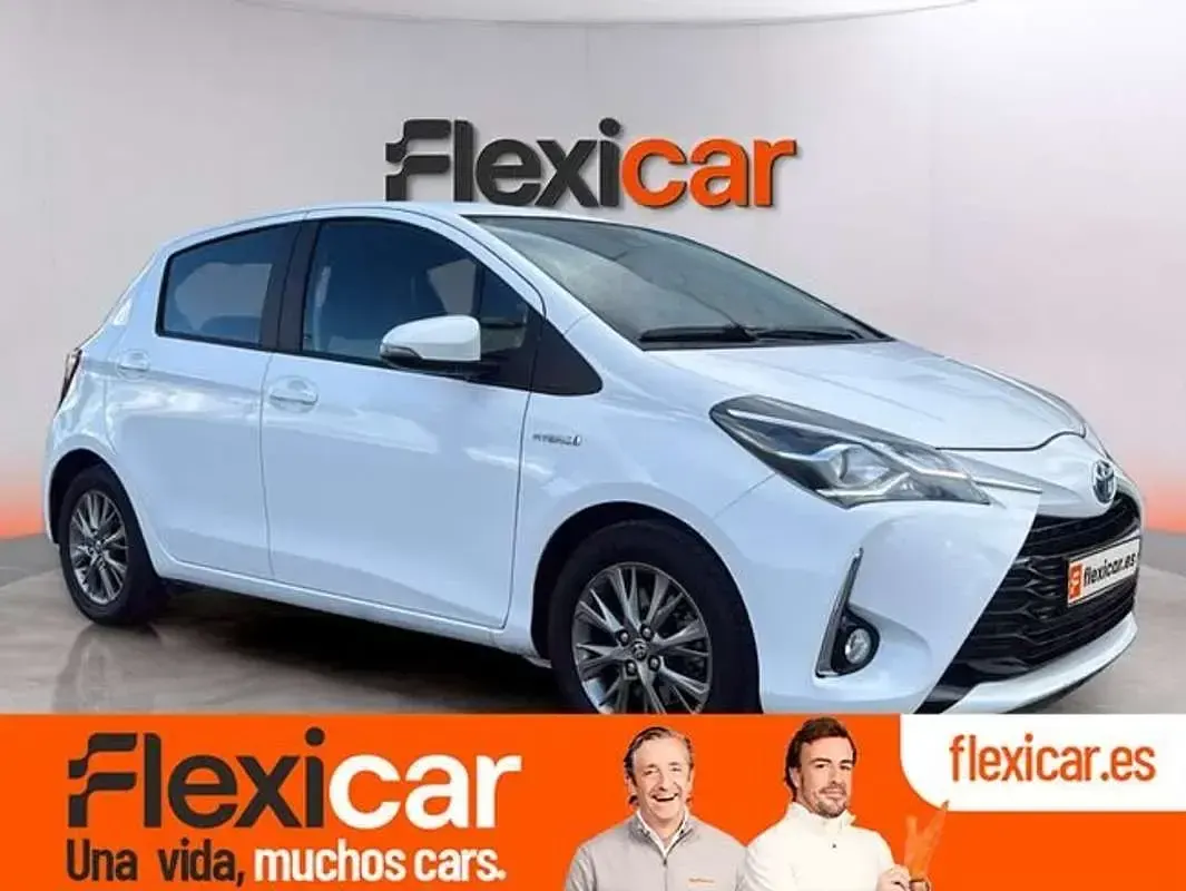 Usado Toyota Yaris Hybrid Active 100 CV (73 kW) 2019 Utilitario