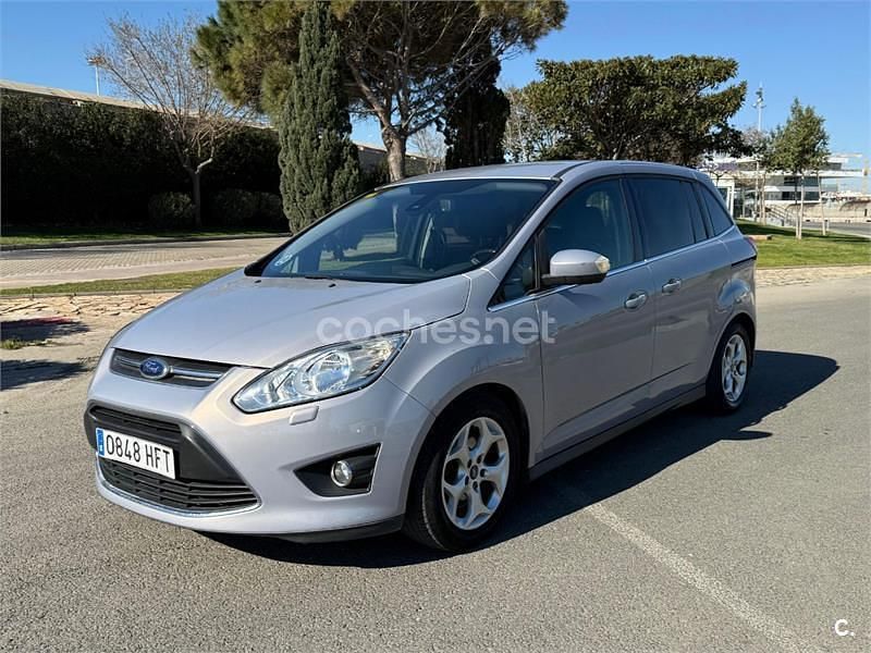 Usado Ford Grand C-Max Trend 115 CV (84 kW) 2011 Gris / plata Monovolumen