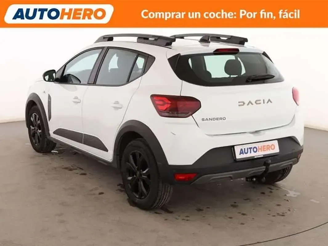 Usado Dacia Sandero Extreme 91 CV (66 kW) 2024 Blanco Utilitario