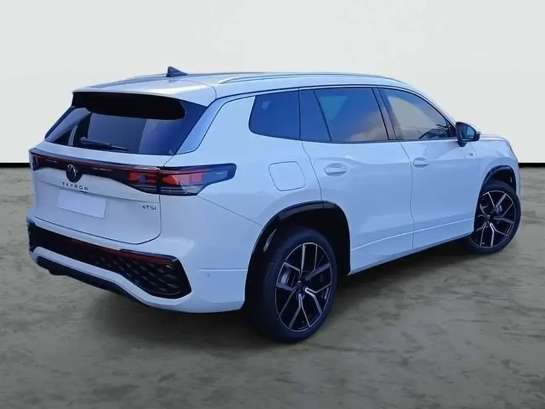 Usado VW Tayron R-line 150 CV (110 kW) 2025 Blanco SUV