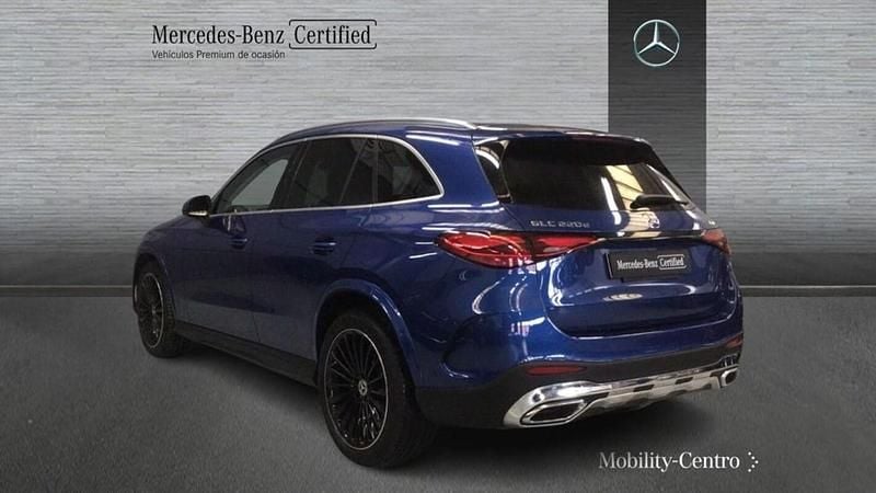 Usado Mercedes GLC220 AMG line 197 CV (144 kW) 2024 Spektral blue  metallic paint