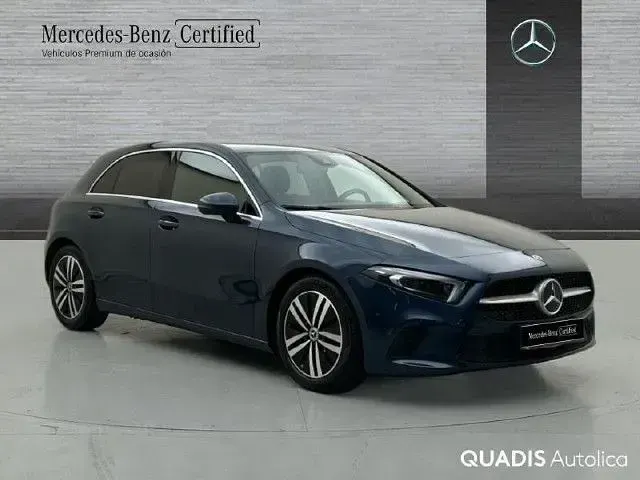 Usado Mercedes A180 Progressive 136 CV (100 kW) 2023 Azul denim