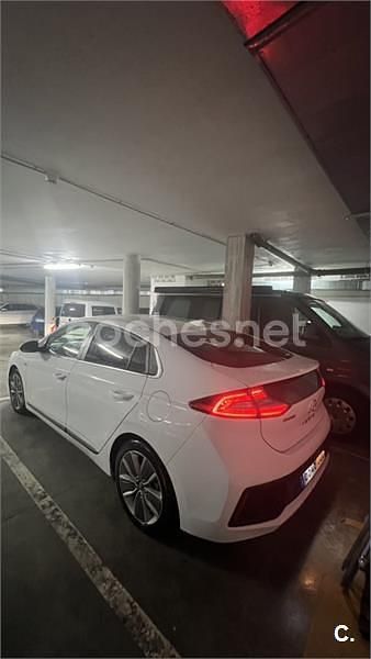 Usado Hyundai Ioniq 141 CV (103 kW) 2017 Blanco Utilitario