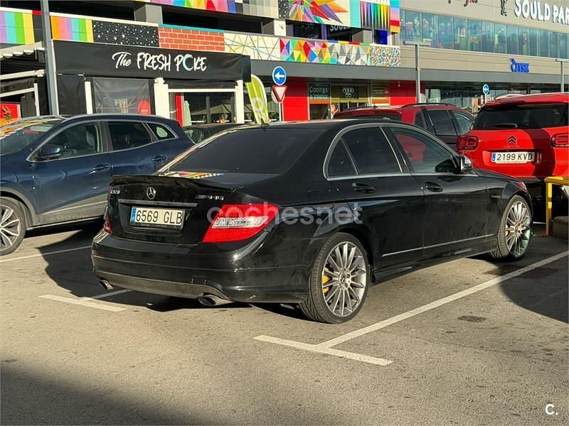 Usado Mercedes C320 Avantgarde 224 CV (164 kW) 2009 Negro Berlina