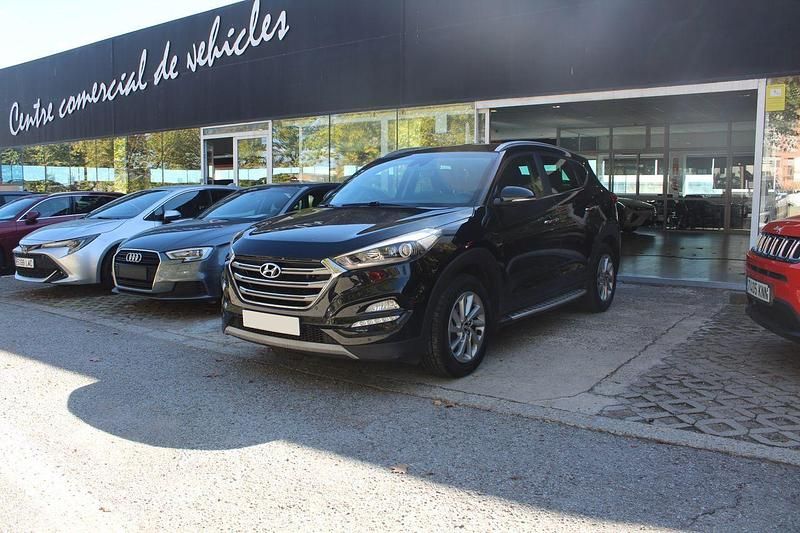 Negro Usado 2017 Hyundai Tucson Style SUV | 11.950 € (Precio justo) - Imagen 1/4