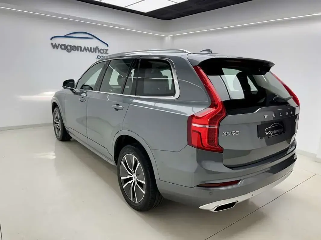 Usado Volvo XC90 Business Edition 235 CV (172 kW) 2020 Gris SUV