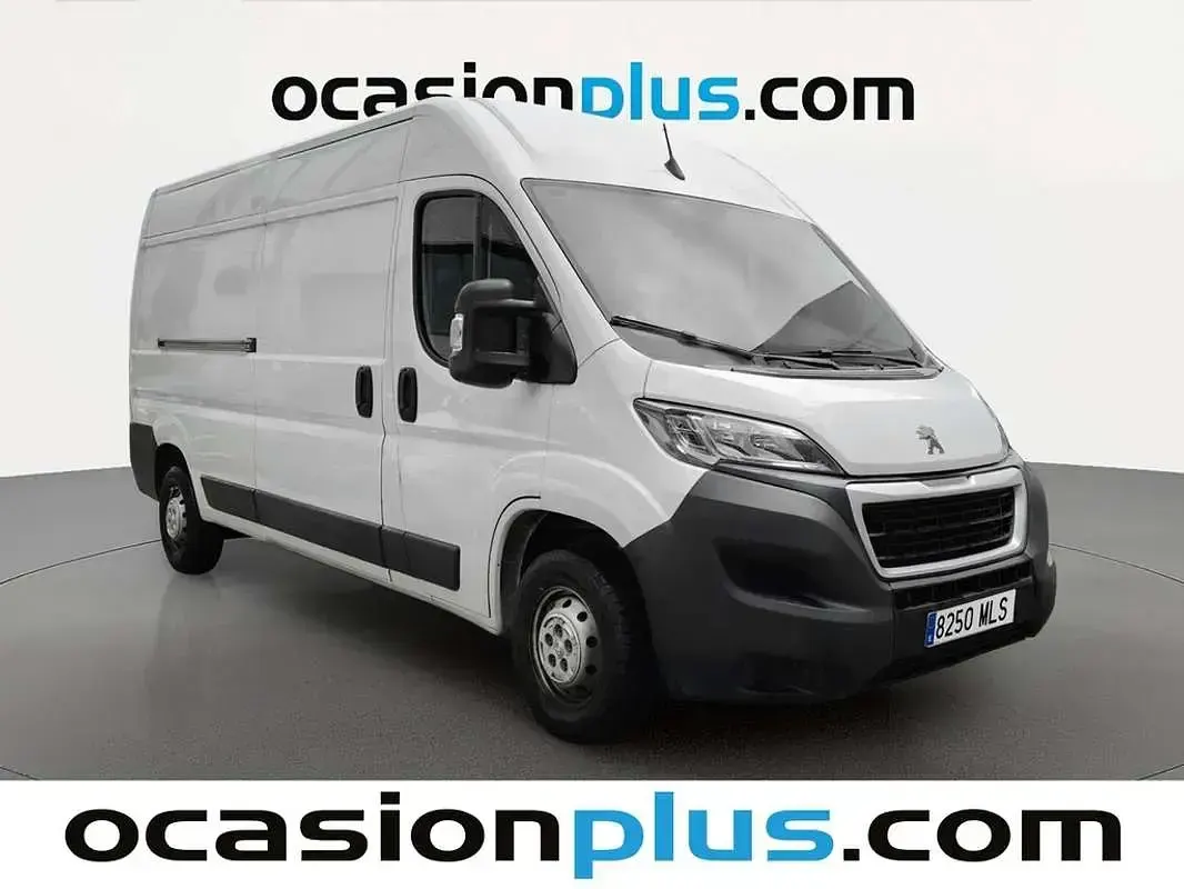 Usado Peugeot Boxer S 140 CV (102 kW) 2023 Blanco Van