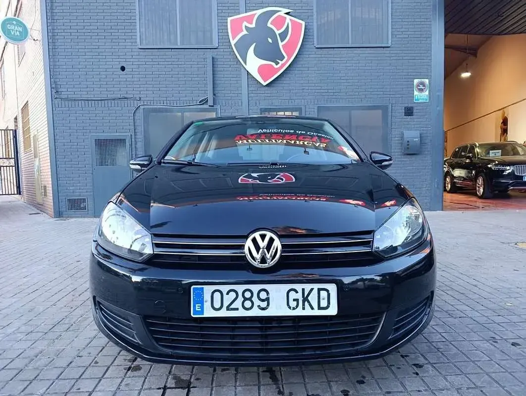 Usado VW Golf V Highline 140 CV (102 kW) 2008 Negro Utilitario