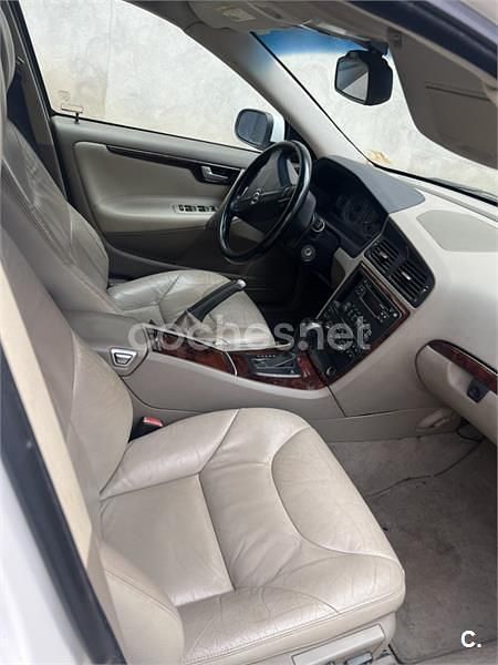 Usado Volvo S60 Momentum 210 CV (154 kW) 2007 Blanco Berlina