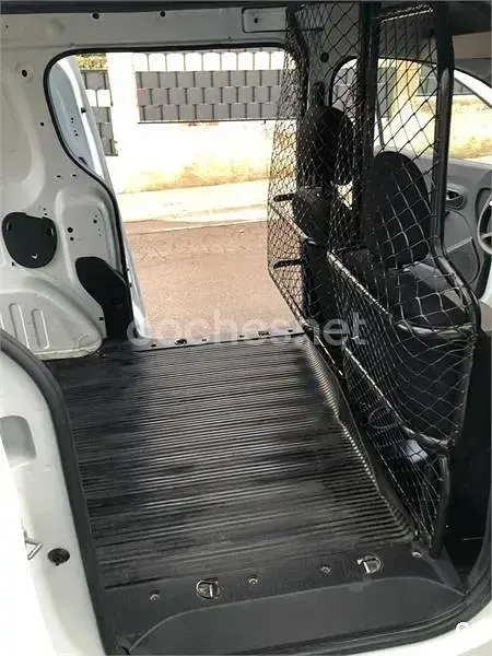 Usado Dacia Dokker Essentiel 95 CV (69 kW) 2020 Blanco Monovolumen