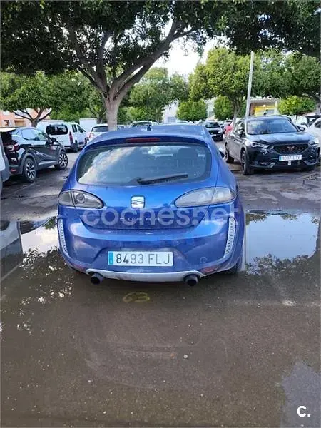 Brugt Seat Leon Reference 140 HK (102 kW) 2007 Blå Hatchback