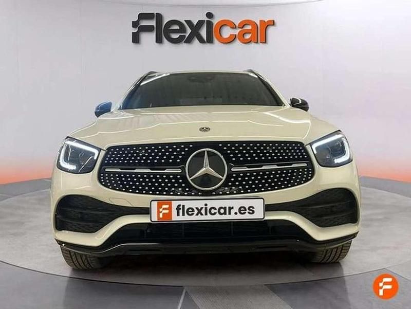 Usado Mercedes GLC300e 313 CV (230 kW) 2020 Blanco Coupe