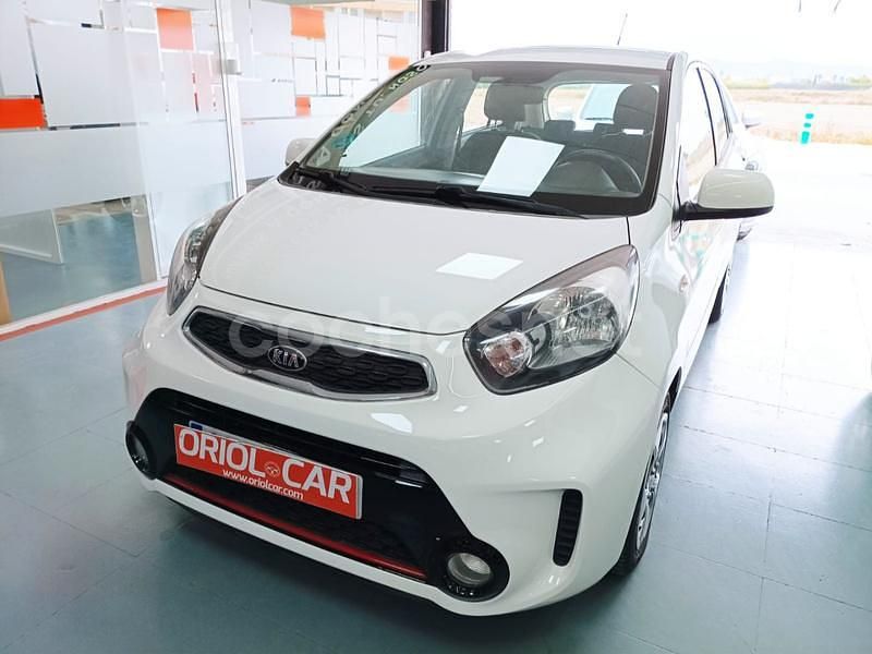 Blanco Usado 2014 Kia Picanto Utilitario | 7400 € (Precio justo) - Imagen 1/4