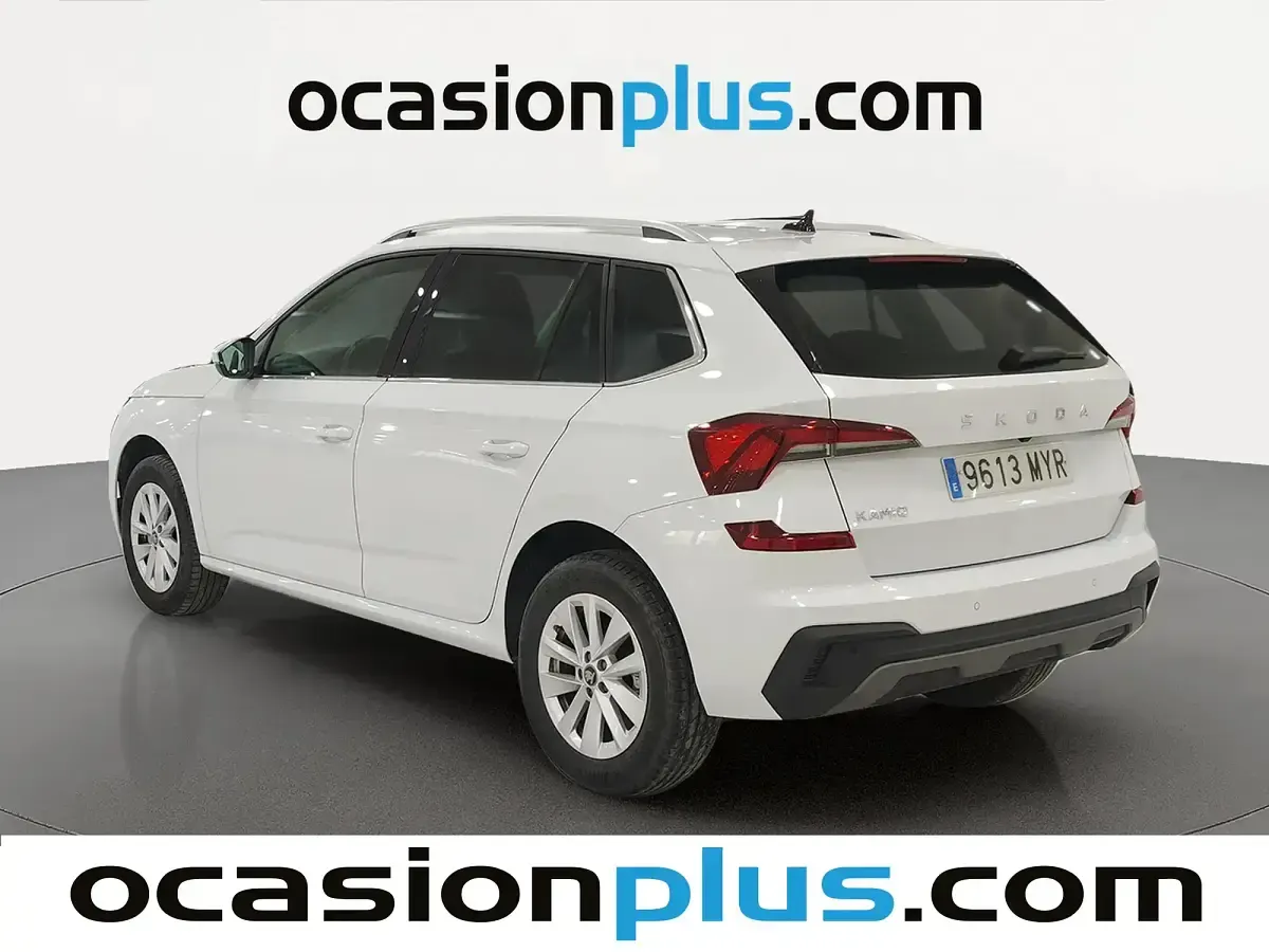 Usado Skoda Kamiq Selection 115 CV (84 kW) 2025 Blanco SUV