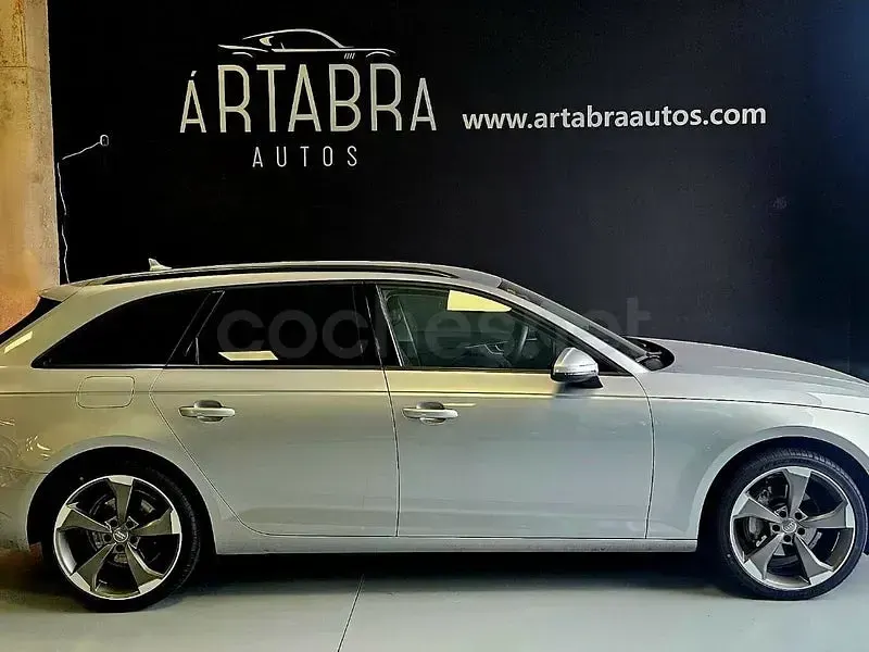 Usado Audi A4 218 CV (160 kW) 2017 Gris / plata Familiar