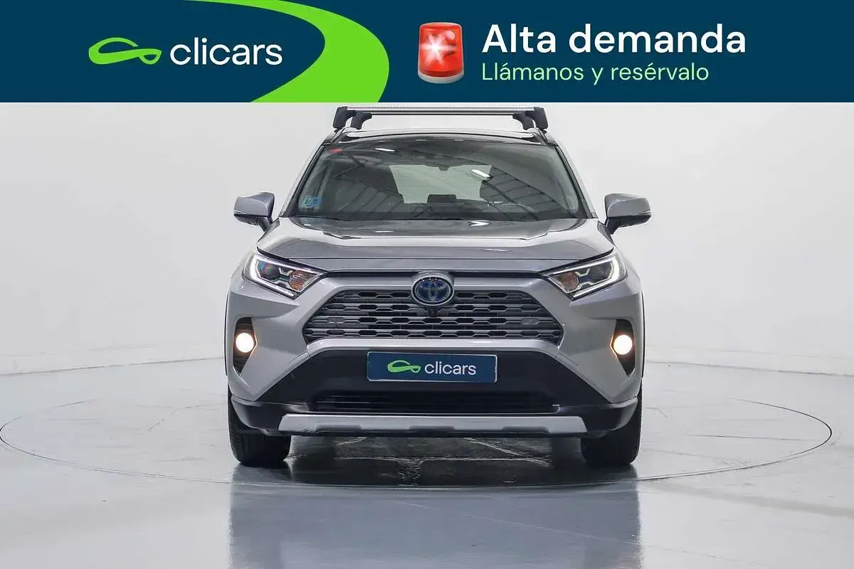 Usado Toyota RAV4 Hybrid Luxury 222 CV (163 kW) 2019 Plateado SUV