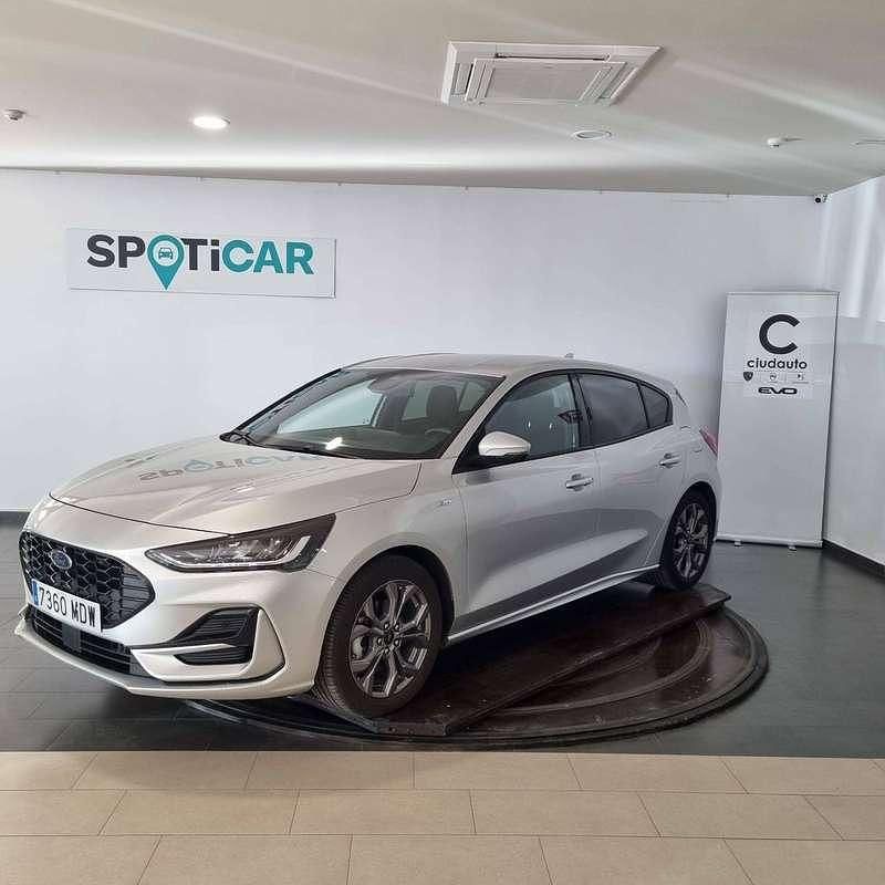 Gris Usado 2023 Ford Focus ST-Line Utilitario | 18.790 € (Precio justo) - Imagen 1/4