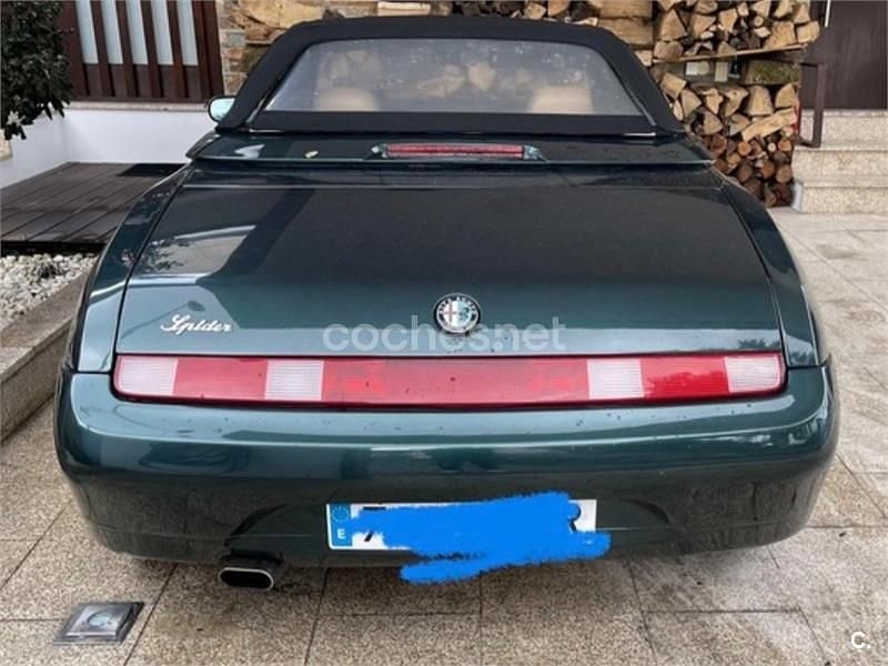 Usado Alfa Romeo Spider 155 CV (114 kW) 2001 Verde Descapotable