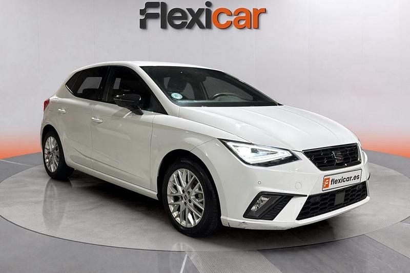 Blanco Usado 2024 Seat Ibiza FR Berlina | 15.890 € (Buen precio) - Imagen 1/4