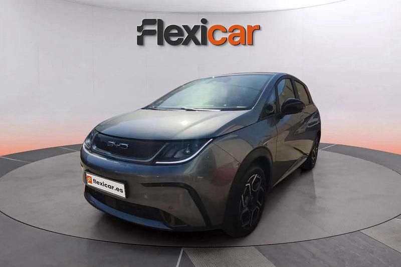Usado BYD Dolphin Design 150 kW (204 CV) 2025 Gris Utilitario
