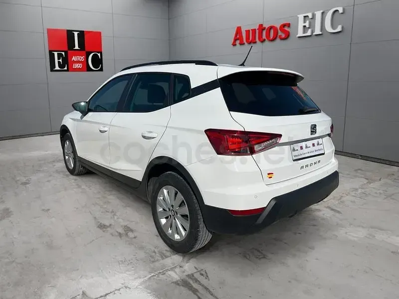 Usado Seat Arona Reference 95 CV (69 kW) 2018 Blanco SUV