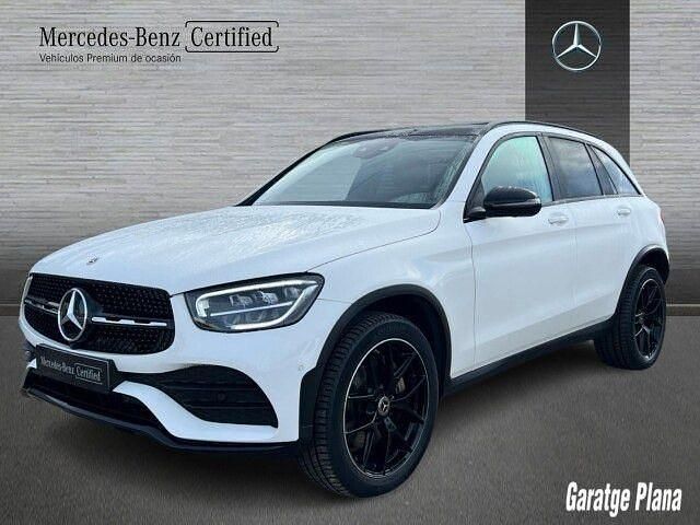 Usado Mercedes GLC300e AMG line 306 CV (225 kW) 2022 Blanco polar