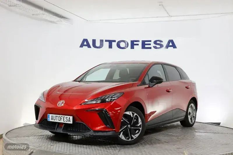 Rojo Usado 2024 MG MG4 EV Comfort Utilitario | 22.950 € (Precio justo) - Imagen 1/4