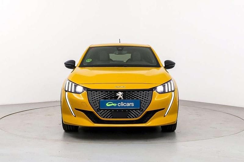 Usado Peugeot 208 GT 102 CV (75 kW) 2021 Amarillo Utilitario