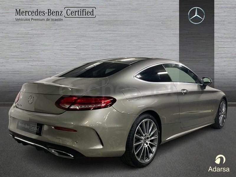 Usado Mercedes C220 194 CV (142 kW) 2018 Gris / plata Coupe