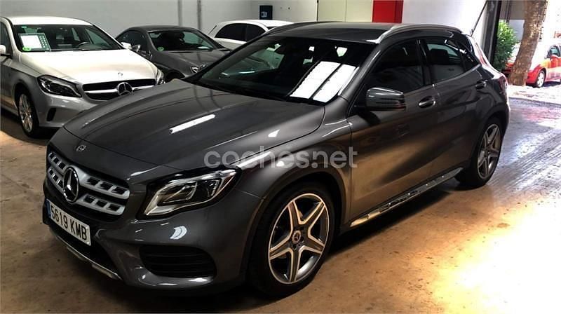 Usado Mercedes GLA200 136 CV (100 kW) 2018 Gris / plata SUV