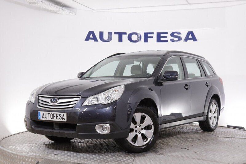 Gris Usado 2011 Subaru Outback SUV | 10.450 € (Precio justo) - Imagen 1/4