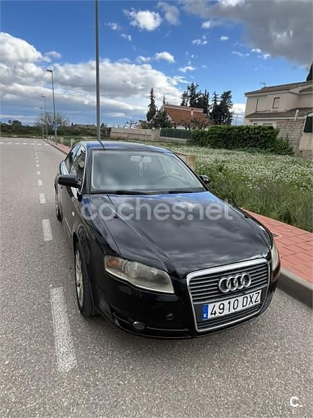 Usado Audi A4 140 CV (102 kW) 2007 Negro Berlina