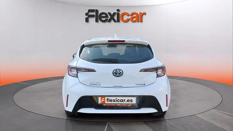 Usado Toyota Corolla Active 122 CV (89 kW) 2022 Blanco Utilitario