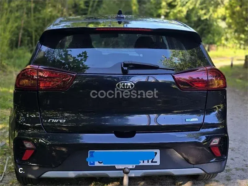 Usado Kia Niro 141 CV (103 kW) 2020 Azul SUV