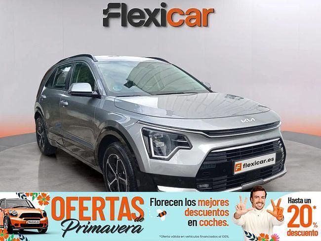 Usado Kia Niro 141 CV (103 kW) 2024 Gris SUV