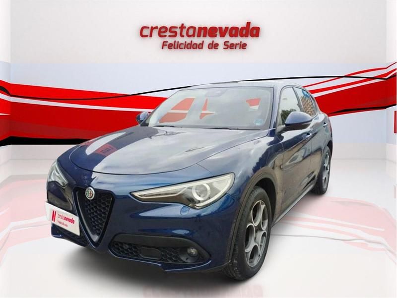 Usado Alfa Romeo Stelvio Sprint 190 CV (139 kW) 2020 Azul SUV