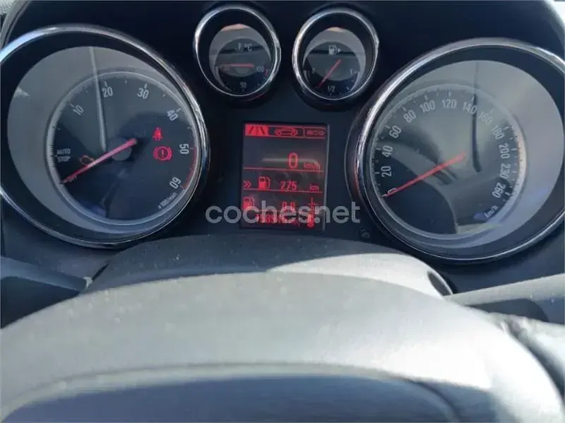 Usado Opel Astra Elegance 110 CV (80 kW) 2015 Negro Berlina